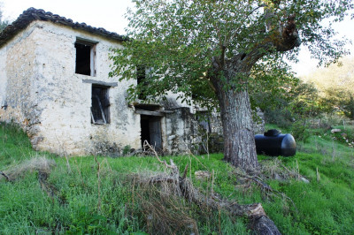 Kondarena-Stone House-02.jpg